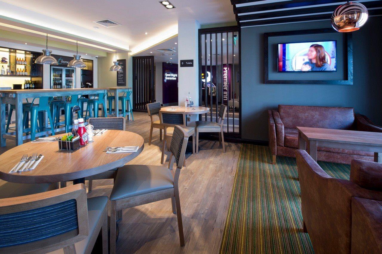 Premier Inn Веллс Екстер'єр фото